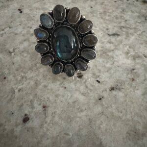 Elegant Silver and Gray Gemstone Ring